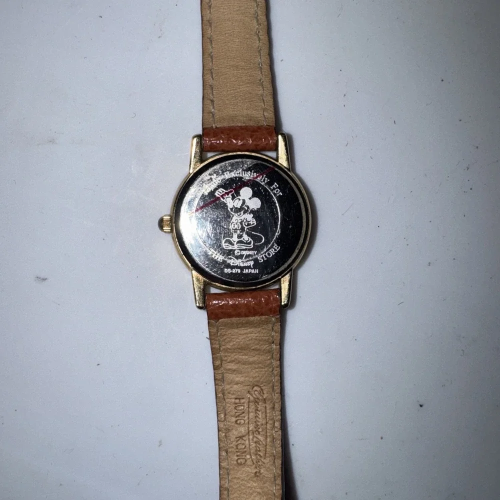 Vtg Disney Store Dopey Watch DS-279 Japan Purple Dial Leather Band Snow White